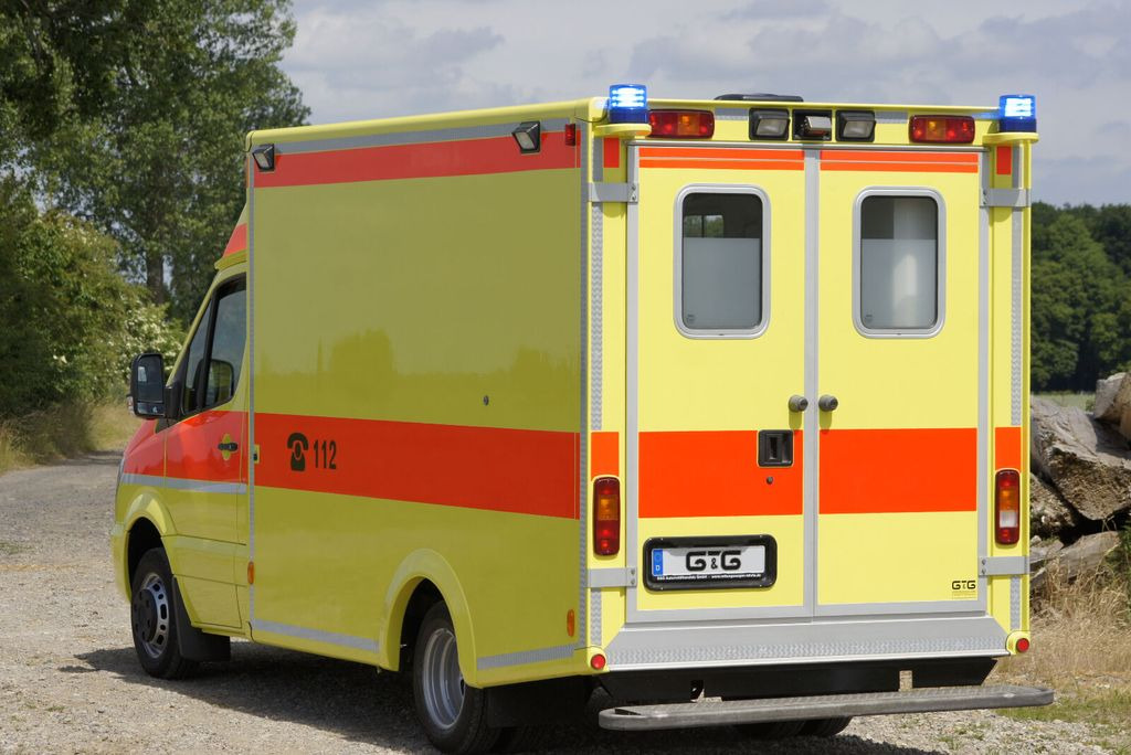 Ambulância Mercedes-Benz Sprinter 519  // Mod. 2017 // 1 J Garantie // Mercedes-Benz Sprinter 519  // Mod. 2017 // 1 J Garantie //: foto 9