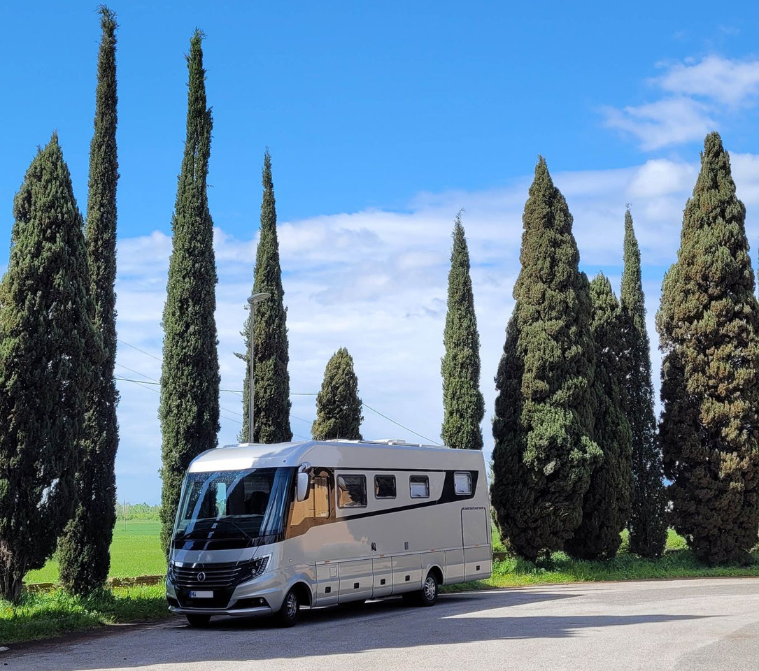 Niesmann + Bischoff Flair 880 BE - Autocaravana integral: foto 1 Niesmann + Bischoff Flair 880 BE - Autocaravana integral: foto 1