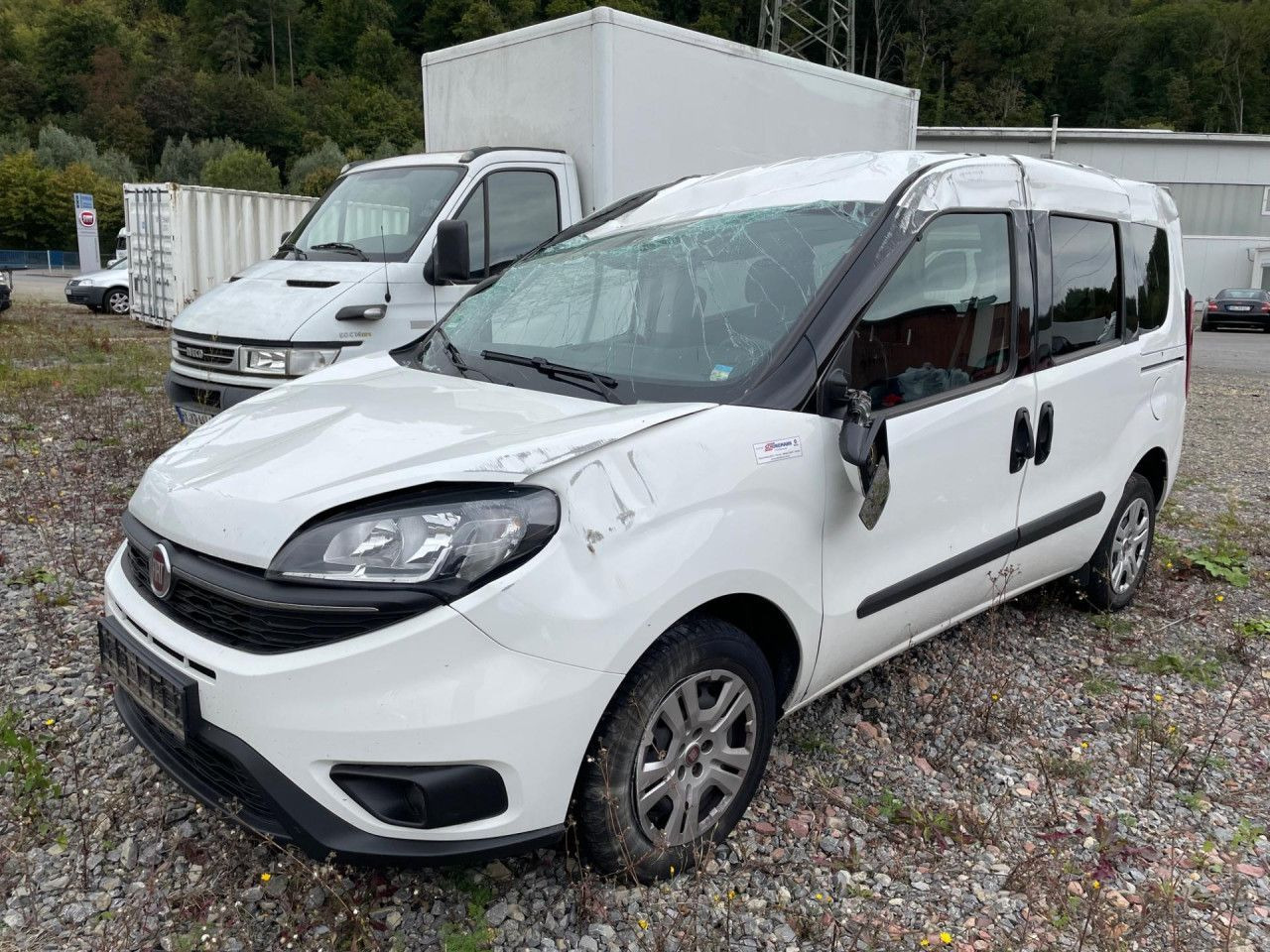 Fiat Doblo Maxi 1.6 M-Jet Euro6 Klima ZV - Furgão de passageiros: foto 2 Fiat Doblo Maxi 1.6 M-Jet Euro6 Klima ZV - Furgão de passageiros: foto 2