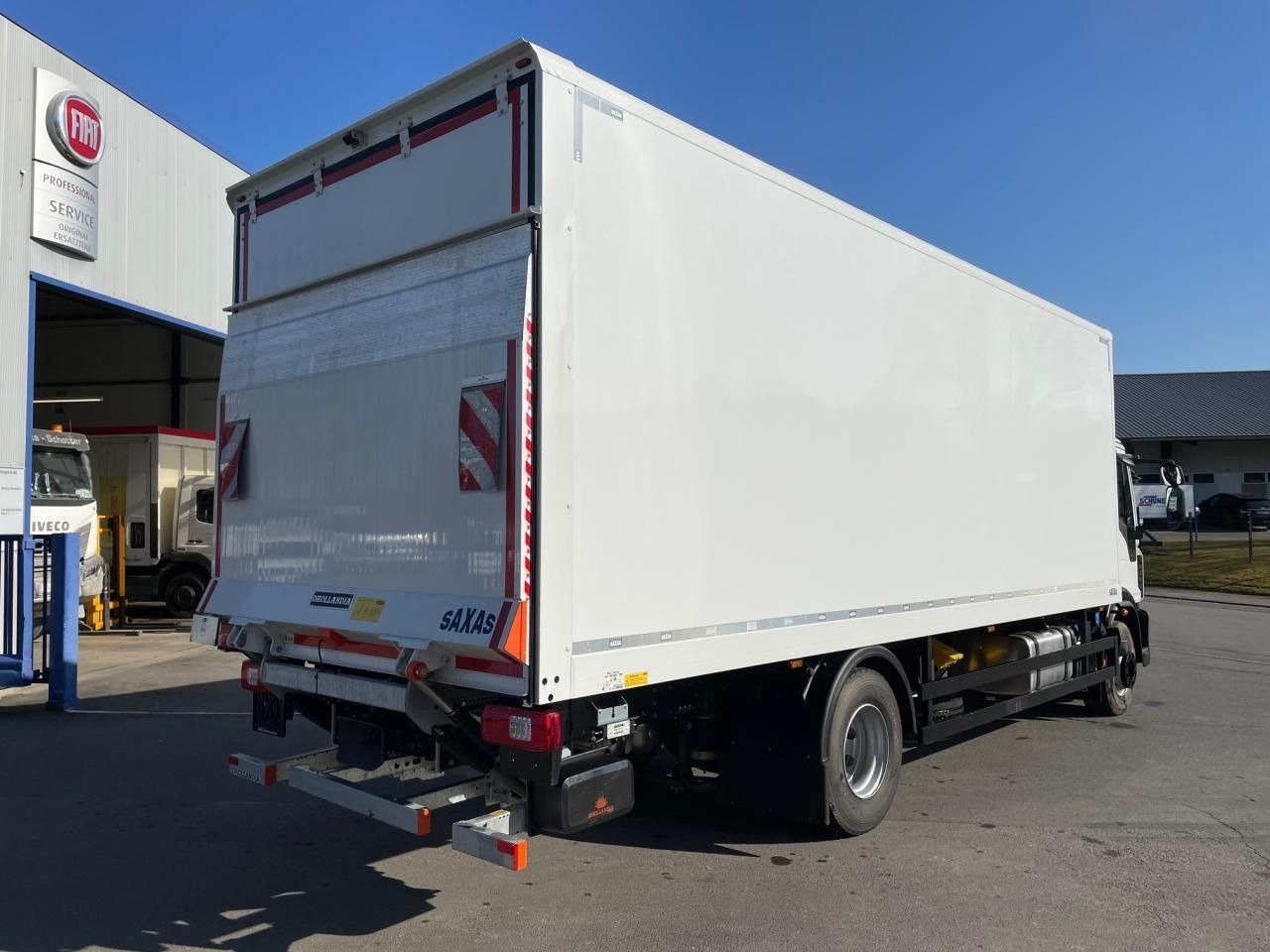 Iveco Eurocargo ML160E32 /P Euro6 Klima AHK Luftfeder - Camião furgão: foto 4 Iveco Eurocargo ML160E32 /P Euro6 Klima AHK Luftfeder - Camião furgão: foto 4
