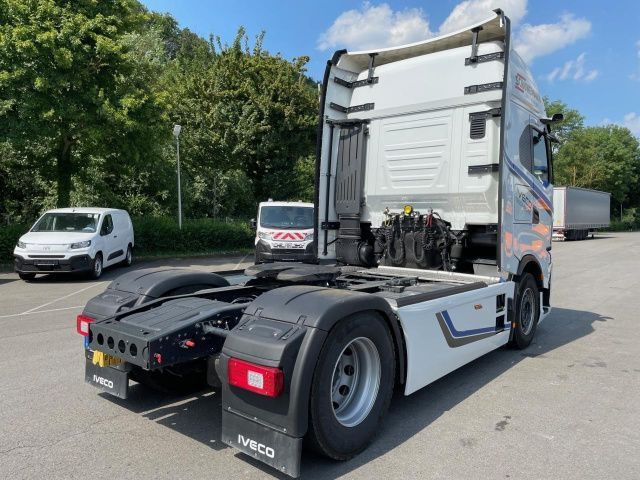 Iveco S-Way AS440S50T/P Euro6 Intarder Klima Navi ZV - Tractor: foto 4 Iveco S-Way AS440S50T/P Euro6 Intarder Klima Navi ZV - Tractor: foto 4