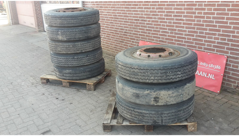 10R22,5 wielen - Jantes e pneus: foto 1 10R22,5 wielen - Jantes e pneus: foto 1