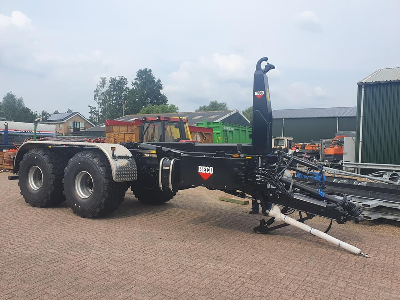 Beco haakarm Mangna 250 - Reboque ampliroll/ Multibenne: foto 1 Beco haakarm Mangna 250 - Reboque ampliroll/ Multibenne: foto 1