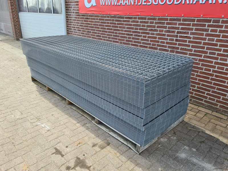 Gaaspanelen / draadmatten - Equipamento de gado: foto 2 Gaaspanelen / draadmatten - Equipamento de gado: foto 2