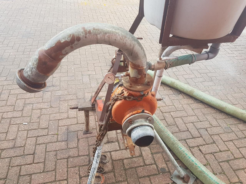 Landini waterpomp - Gebruikt - Bomba de água: foto 4 Landini waterpomp - Gebruikt - Bomba de água: foto 4