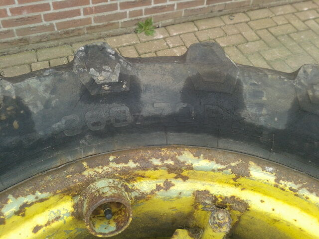 Pirelli - Jantes e pneus: foto 2 Pirelli - Jantes e pneus: foto 2