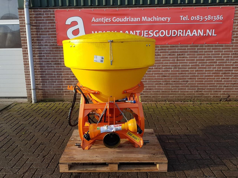 Pronar PS250M - Espalhador de areia/ Sal: foto 1 Pronar PS250M - Espalhador de areia/ Sal: foto 1