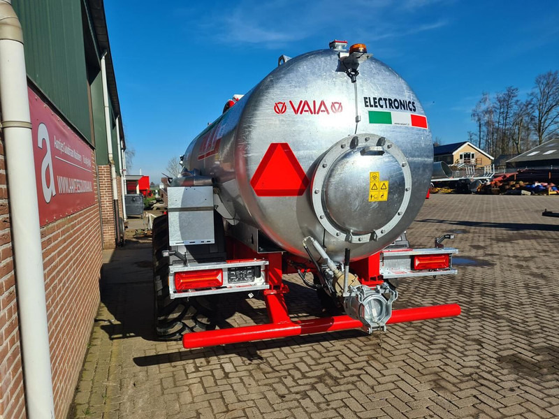 Vaia waterwagen MB 100 - Espalhador de estrume: foto 5 Vaia waterwagen MB 100 - Espalhador de estrume: foto 5