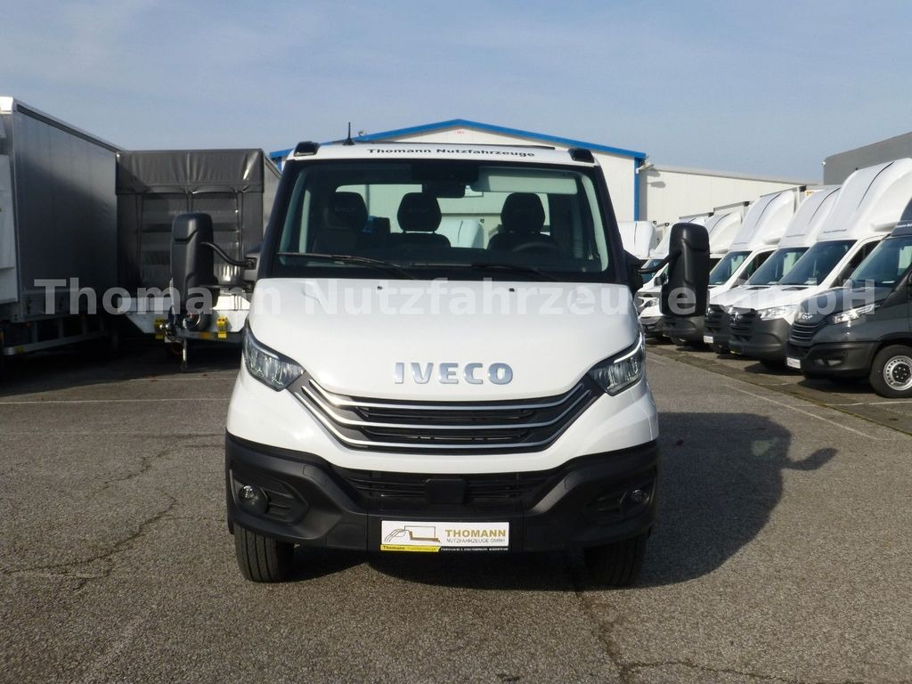 Iveco DAILY 70C18 Festplateau Alu Premium Automatik Iveco DAILY 70C18 Festplateau Alu Premium Automatik - Caminhão reboque, Veículo comercial: foto 3 Iveco DAILY 70C18 Festplateau Alu Premium Automatik Iveco DAILY 70C18 Festplateau Alu Premium Automatik - Caminhão reboque, Veículo comercial: foto 3