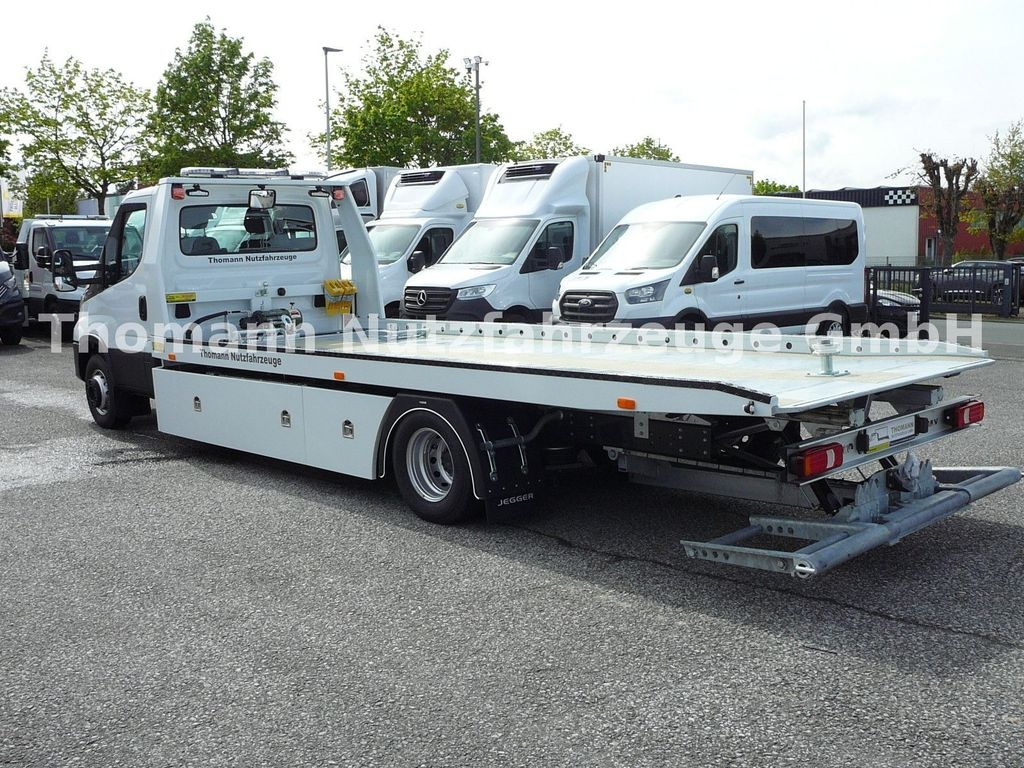 Iveco DAILY 72C18 Schiebeplateu Hubbrille Luftfed Navi Iveco DAILY 72C18 Schiebeplateu Hubbrille Luftfed Navi - Caminhão reboque, Veículo comercial: foto 5 Iveco DAILY 72C18 Schiebeplateu Hubbrille Luftfed Navi Iveco DAILY 72C18 Schiebeplateu Hubbrille Luftfed Navi - Caminhão reboque, Veículo comercial: foto 5