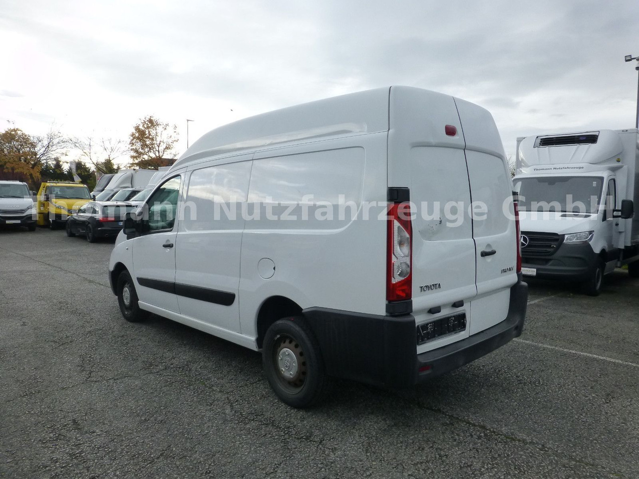 Toyota PROACE 2.0d L2H2 Klima Standheizung - Furgão compacto: foto 4 Toyota PROACE 2.0d L2H2 Klima Standheizung - Furgão compacto: foto 4