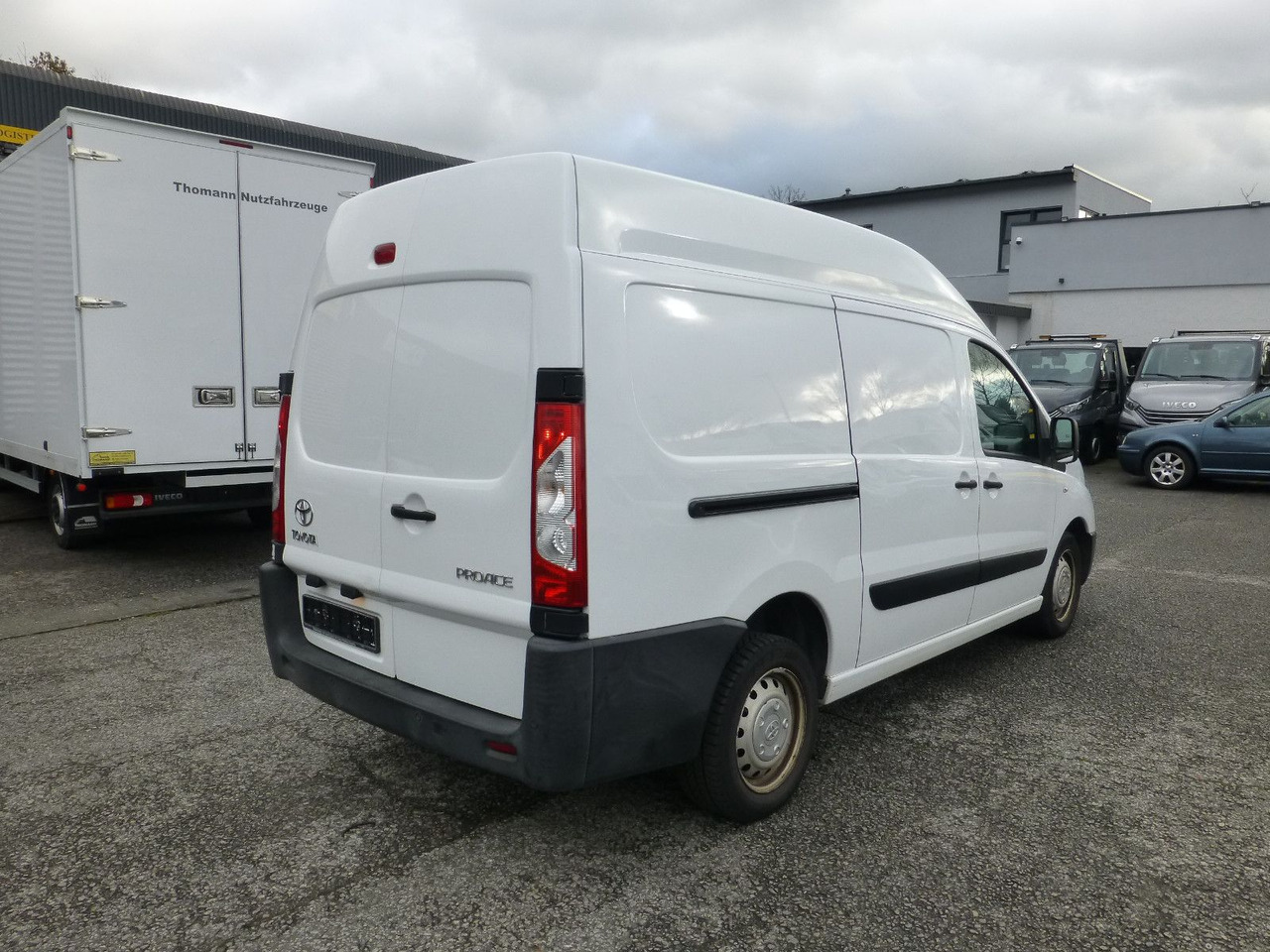 Toyota PROACE 2.0d L2H2 Klima Standheizung - Furgão compacto: foto 5 Toyota PROACE 2.0d L2H2 Klima Standheizung - Furgão compacto: foto 5