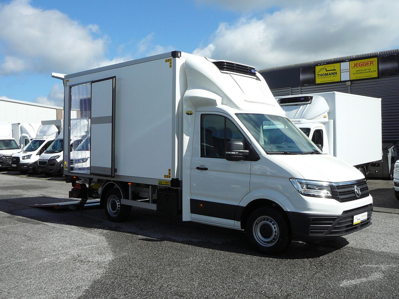Volkswagen Crafter 177 PS Kühlkoffer LBW Xarios 300 - Carrinha frigorífica: foto 1 Volkswagen Crafter 177 PS Kühlkoffer LBW Xarios 300 - Carrinha frigorífica: foto 1