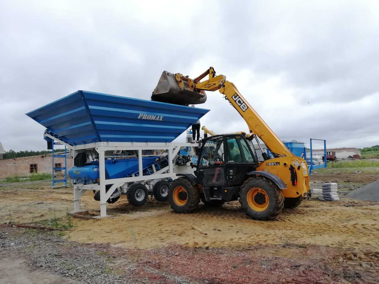 PROMAX MOBILE CONCRETE PLANT M35-PLNT (35M3/H) - Central de betão: foto 2 PROMAX MOBILE CONCRETE PLANT M35-PLNT (35M3/H) - Central de betão: foto 2