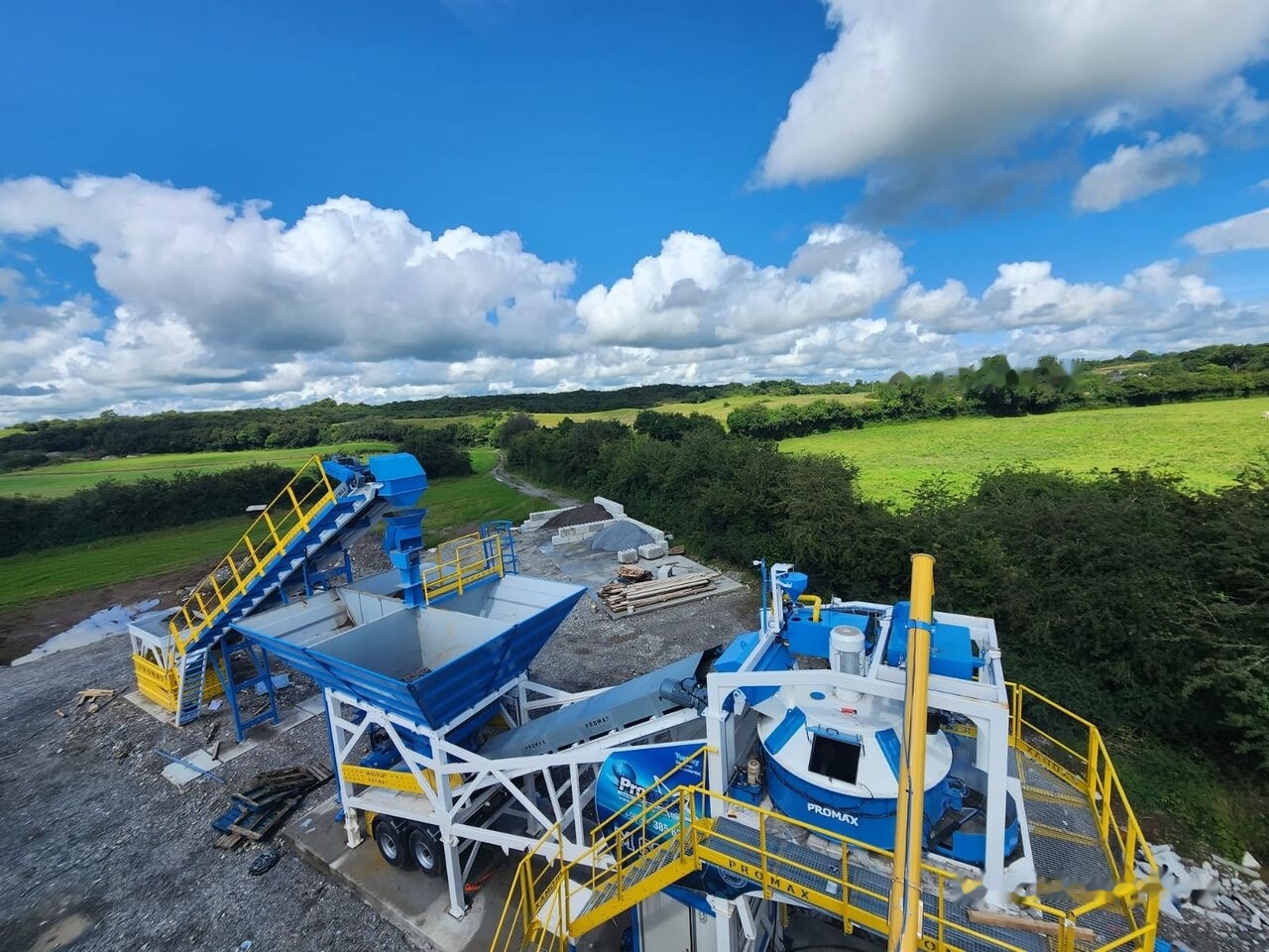 Promax Mobile Concrete Batching Plant PROMAX M60-PLNT (60m³/h) - Silo de cimento: foto 1 Promax Mobile Concrete Batching Plant PROMAX M60-PLNT (60m³/h) - Silo de cimento: foto 1