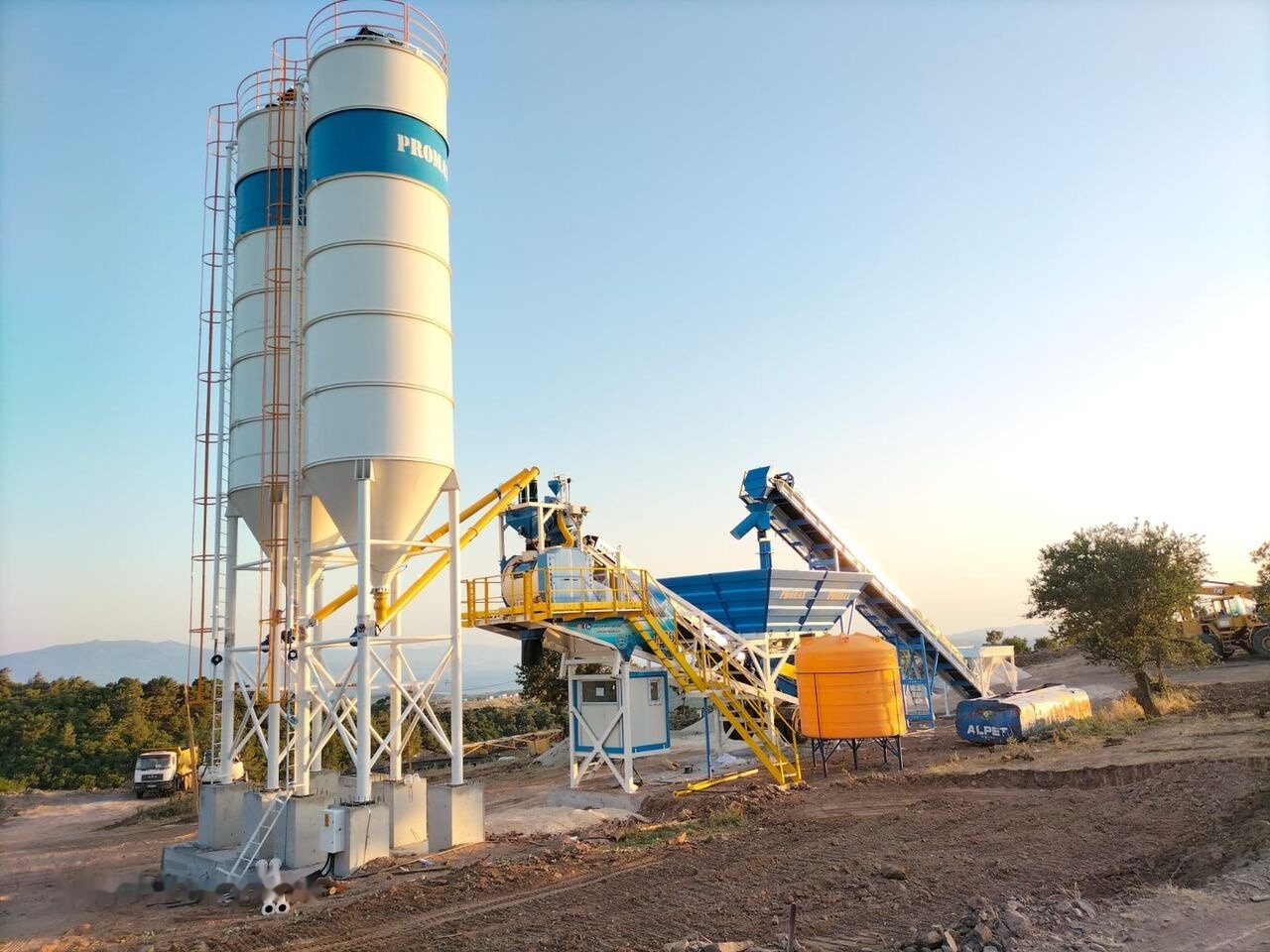 Promax Mobile Concrete Batching Plant PROMAX M60-SNG (60m3/h) - Central de betão: foto 3 Promax Mobile Concrete Batching Plant PROMAX M60-SNG (60m3/h) - Central de betão: foto 3