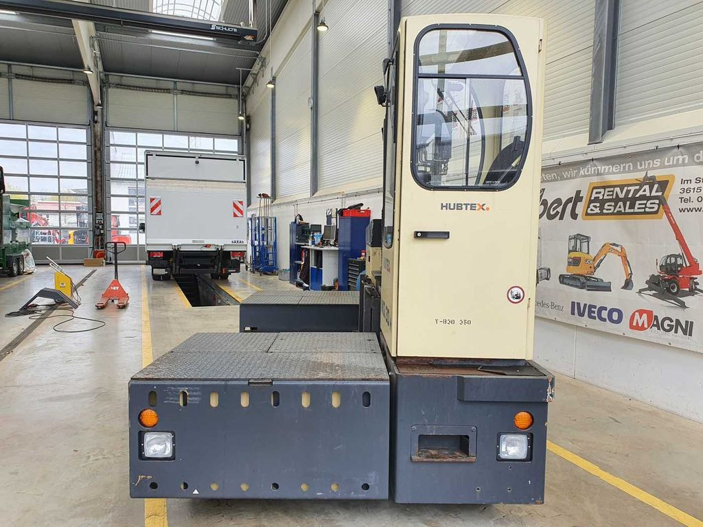 Hubtex MQ 30 H Hybrid / 748h! / Diesel + Elektro Hubtex MQ 30 H Hybrid / 748h! / Diesel + Elektro - Empilhador lateral: foto 4 Hubtex MQ 30 H Hybrid / 748h! / Diesel + Elektro Hubtex MQ 30 H Hybrid / 748h! / Diesel + Elektro - Empilhador lateral: foto 4