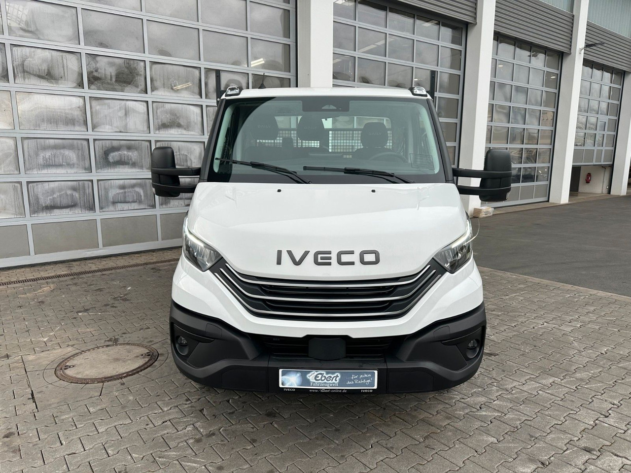 Iveco 70C18H 3-S.-Kipper Meiller *R3.450mm*2xAHK* - Carrinha basculante: foto 2 Iveco 70C18H 3-S.-Kipper Meiller *R3.450mm*2xAHK* - Carrinha basculante: foto 2