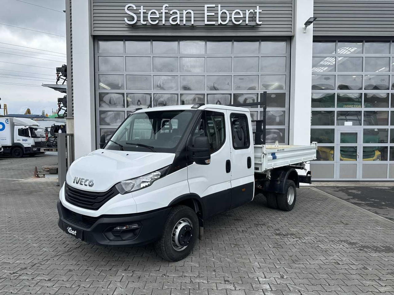 Iveco 70C18H 3-S.Kipper *R.3750mm*7Sitze*AHK* - Carrinha basculante: foto 1 Iveco 70C18H 3-S.Kipper *R.3750mm*7Sitze*AHK* - Carrinha basculante: foto 1