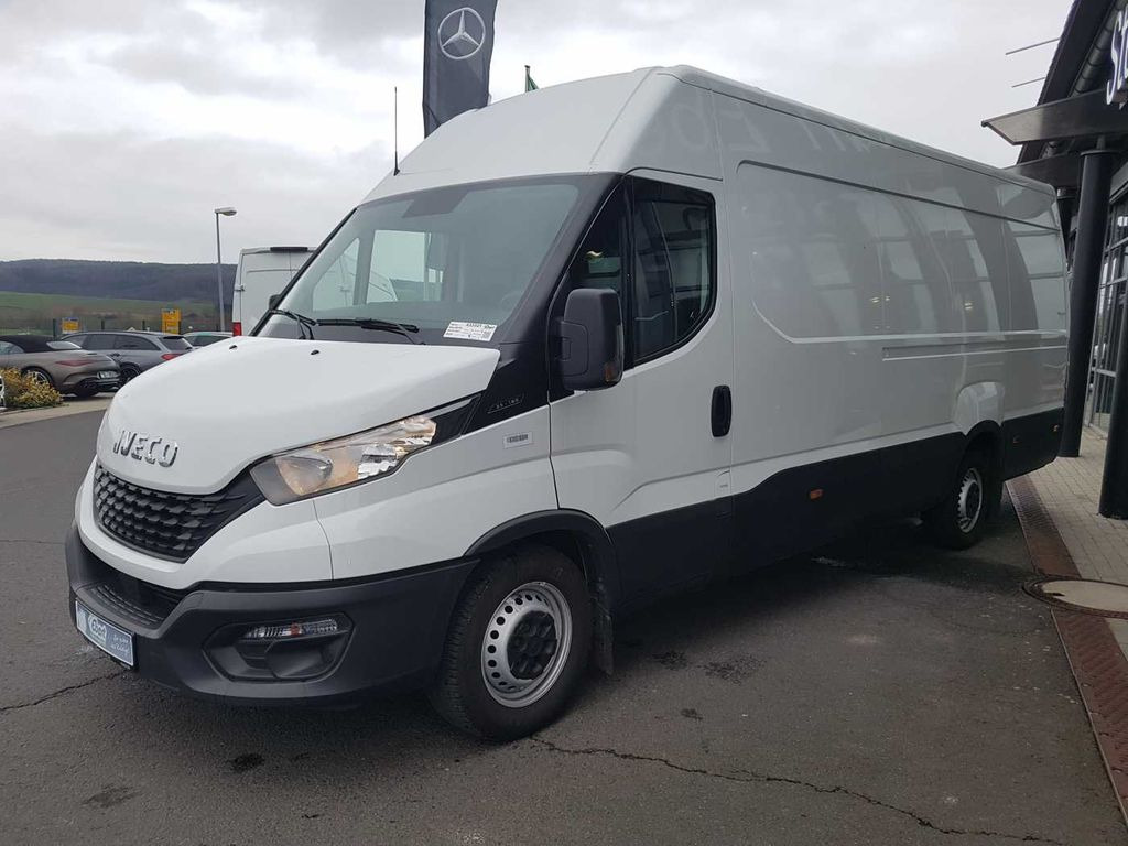 Iveco Daily 35 S 16 V *Klima*L4.100mm* Iveco Daily 35 S 16 V *Klima*L4.100mm* - Furgão: foto 2 Iveco Daily 35 S 16 V *Klima*L4.100mm* Iveco Daily 35 S 16 V *Klima*L4.100mm* - Furgão: foto 2
