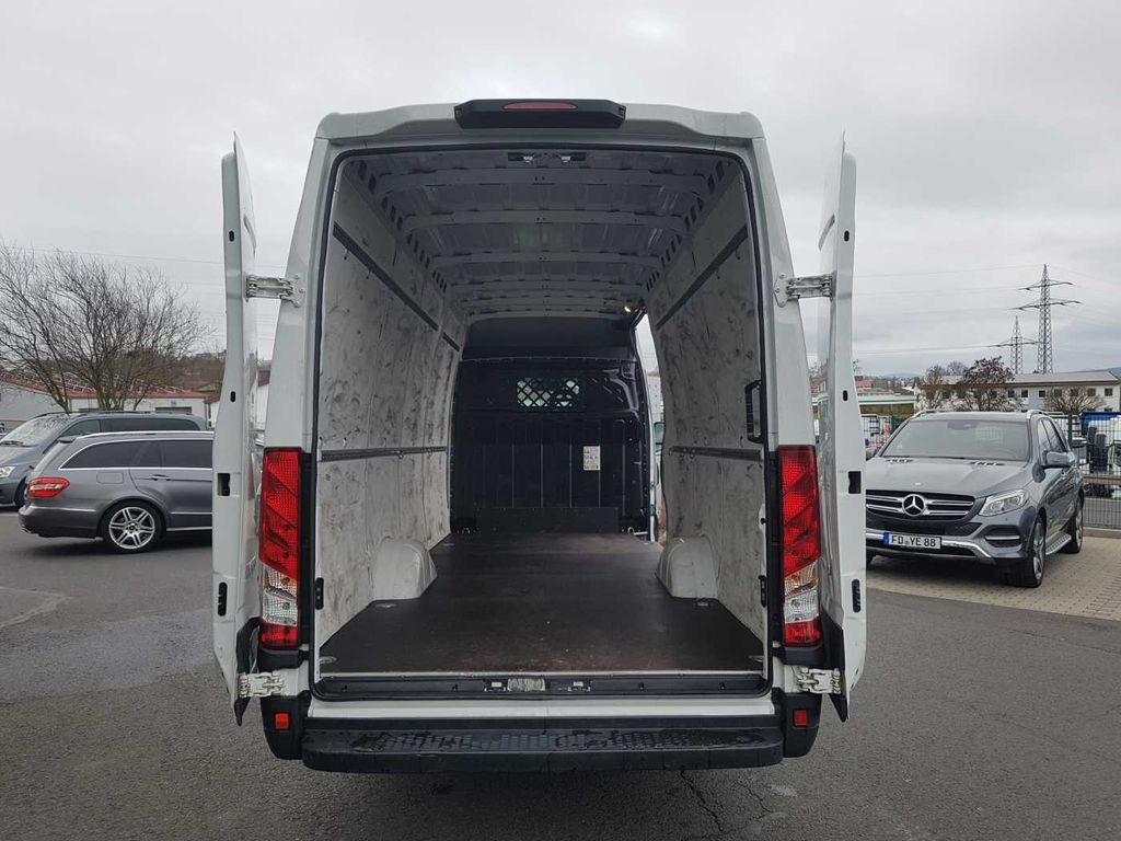 Iveco Daily 35 S 16 V *Klima*L4.100mm* Iveco Daily 35 S 16 V *Klima*L4.100mm* - Furgão: foto 5 Iveco Daily 35 S 16 V *Klima*L4.100mm* Iveco Daily 35 S 16 V *Klima*L4.100mm* - Furgão: foto 5