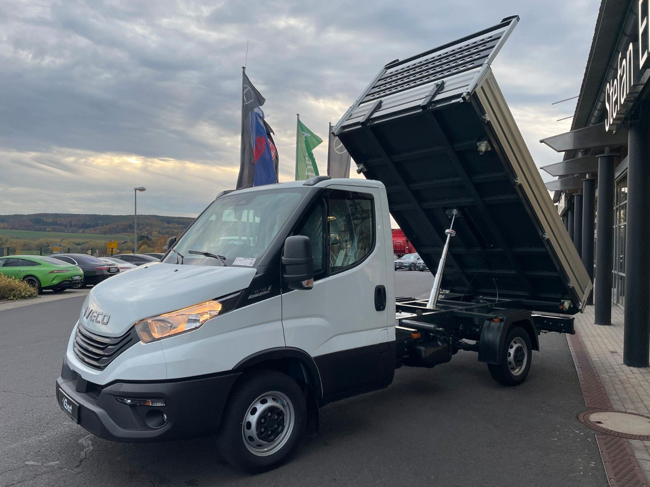 Iveco Daily 35S14 A8*R3.450mm*Automatik*Kamera*2Sitze* - Carrinha basculante: foto 3 Iveco Daily 35S14 A8*R3.450mm*Automatik*Kamera*2Sitze* - Carrinha basculante: foto 3