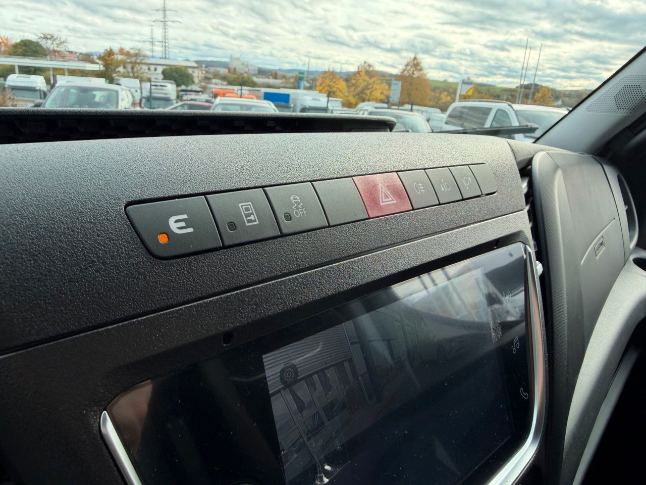 Carrinha basculante Iveco Daily 35S14 A8*R3.450mm*Automatik*Kamera*2Sitze*: foto 17