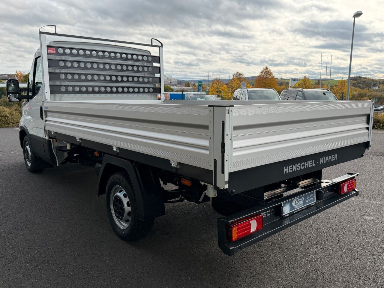 Iveco Daily 35S14 A8*R3.450mm*Automatik*Kamera*2Sitze* - Carrinha basculante: foto 4 Iveco Daily 35S14 A8*R3.450mm*Automatik*Kamera*2Sitze* - Carrinha basculante: foto 4