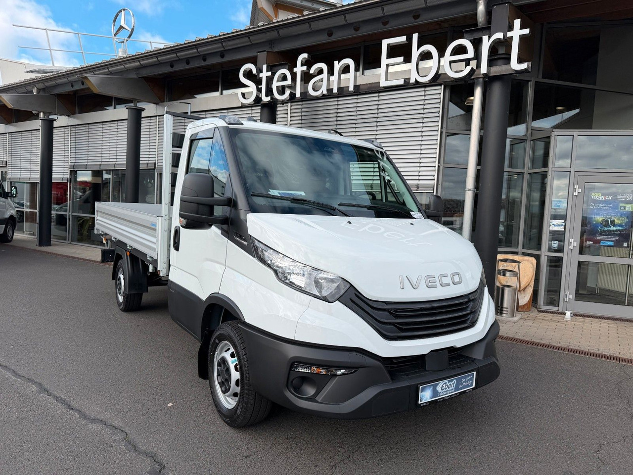 Iveco Daily 35S14 A8*R3.450mm*Automatik*Kamera*3Sitze* - Carrinha basculante: foto 1 Iveco Daily 35S14 A8*R3.450mm*Automatik*Kamera*3Sitze* - Carrinha basculante: foto 1