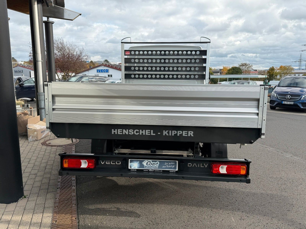 Iveco Daily 35S14 A8*R3.450mm*Automatik*Kamera*3Sitze* - Carrinha basculante: foto 5 Iveco Daily 35S14 A8*R3.450mm*Automatik*Kamera*3Sitze* - Carrinha basculante: foto 5