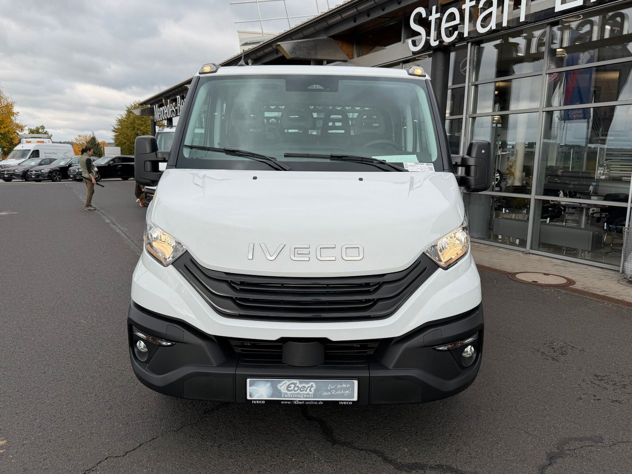 Iveco Daily 35S16 A8 *R.3450mm*Automatik*AHK*7-Sitze* - Carrinha basculante, Carrinha cabine dupla: foto 2 Iveco Daily 35S16 A8 *R.3450mm*Automatik*AHK*7-Sitze* - Carrinha basculante, Carrinha cabine dupla: foto 2