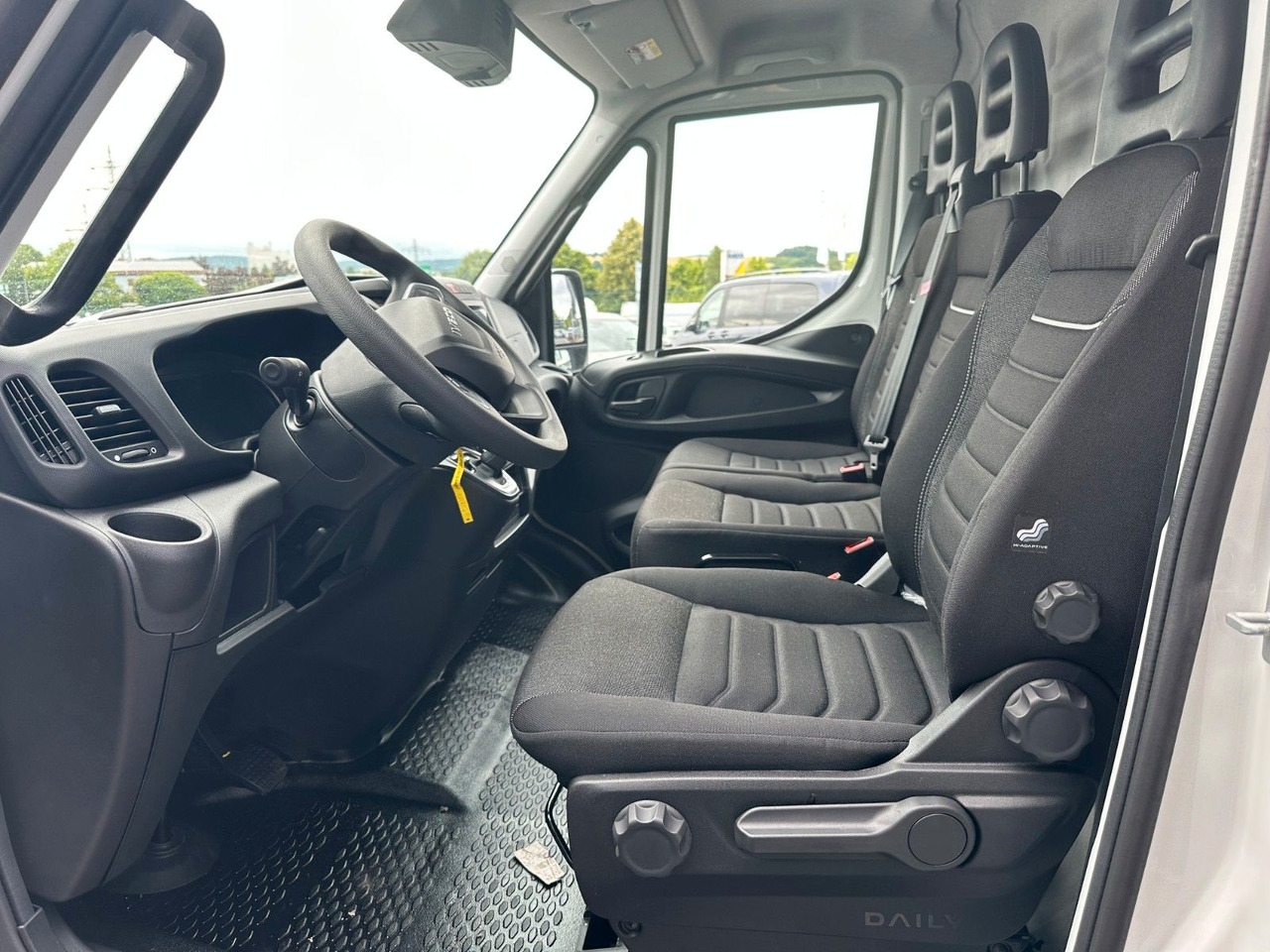 Furgão Iveco Daily 35S16 HA8 3.0L *R4.100mm*Automatik*Kamera*: foto 10