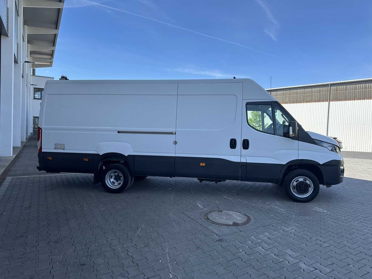 Iveco Daily 50C16 R4.100mm *AHK*Automatik*Ladekran* - Furgão: foto 4 Iveco Daily 50C16 R4.100mm *AHK*Automatik*Ladekran* - Furgão: foto 4