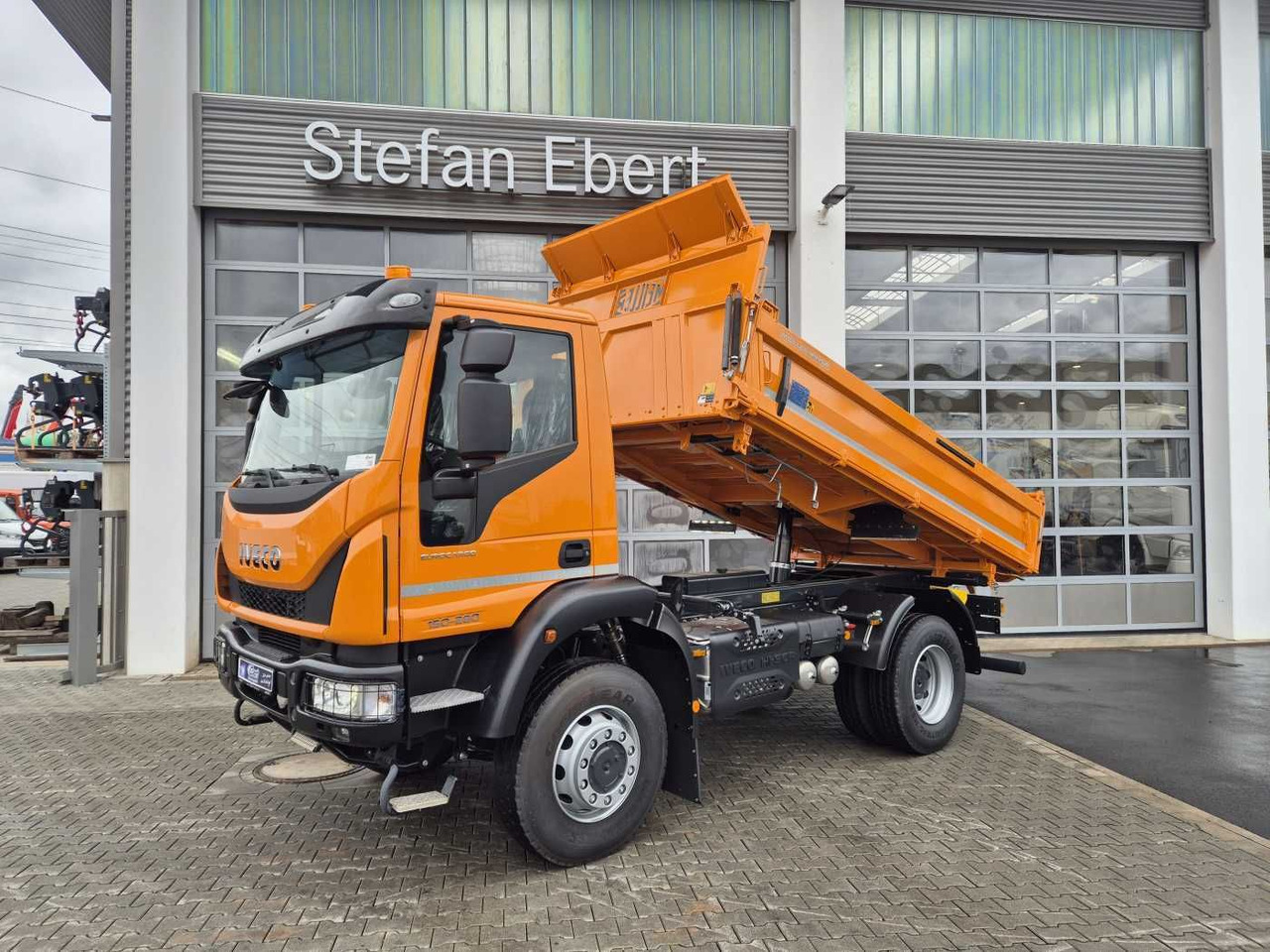 Iveco ML150E28W 4x4 Meiller Dreiseitenkipper 2xAHK - Camião basculante: foto 1 Iveco ML150E28W 4x4 Meiller Dreiseitenkipper 2xAHK - Camião basculante: foto 1