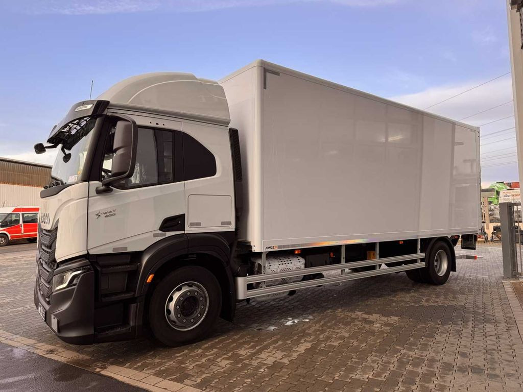 Iveco S-Way AT190S40/P LBW 2.000kg Tür Navi Bett - Camião furgão: foto 4 Iveco S-Way AT190S40/P LBW 2.000kg Tür Navi Bett - Camião furgão: foto 4