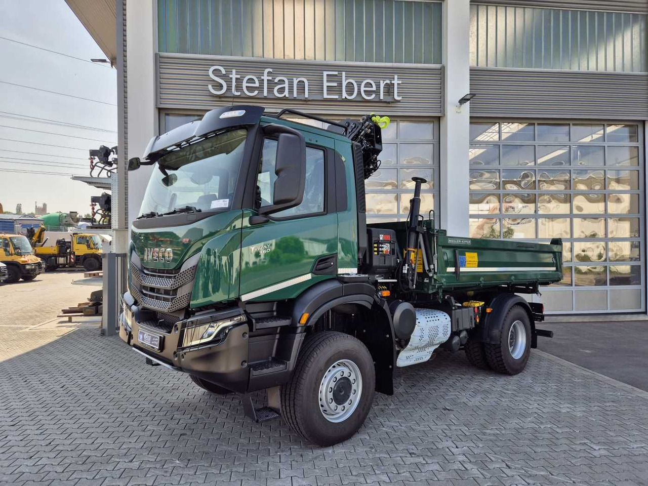 Iveco T-Way AD190T36W/P 4x4 HIAB X-HIDUO 118E-3 Funk - Camião basculante, Camião grua: foto 2 Iveco T-Way AD190T36W/P 4x4 HIAB X-HIDUO 118E-3 Funk - Camião basculante, Camião grua: foto 2