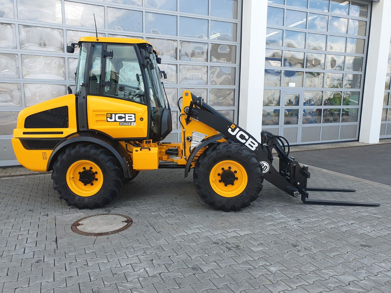 JCB 409 SV / Neufahrzeug / Gabel - Pá carregadora de rodas: foto 2 JCB 409 SV / Neufahrzeug / Gabel - Pá carregadora de rodas: foto 2