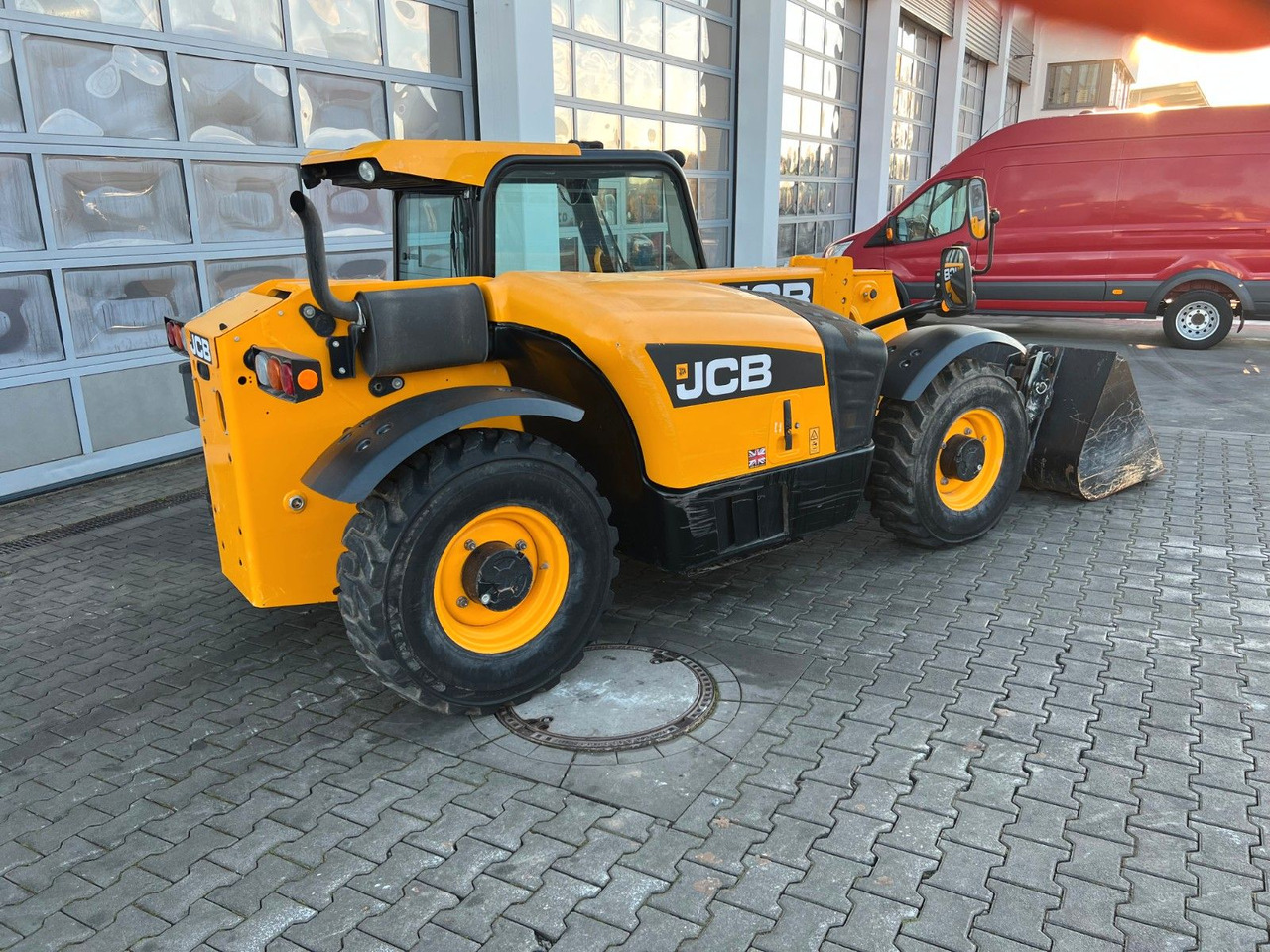 JCB 525-60 / 1.064 h / 2022 / Klima! - Pá carregadora de rodas: foto 4 JCB 525-60 / 1.064 h / 2022 / Klima! - Pá carregadora de rodas: foto 4