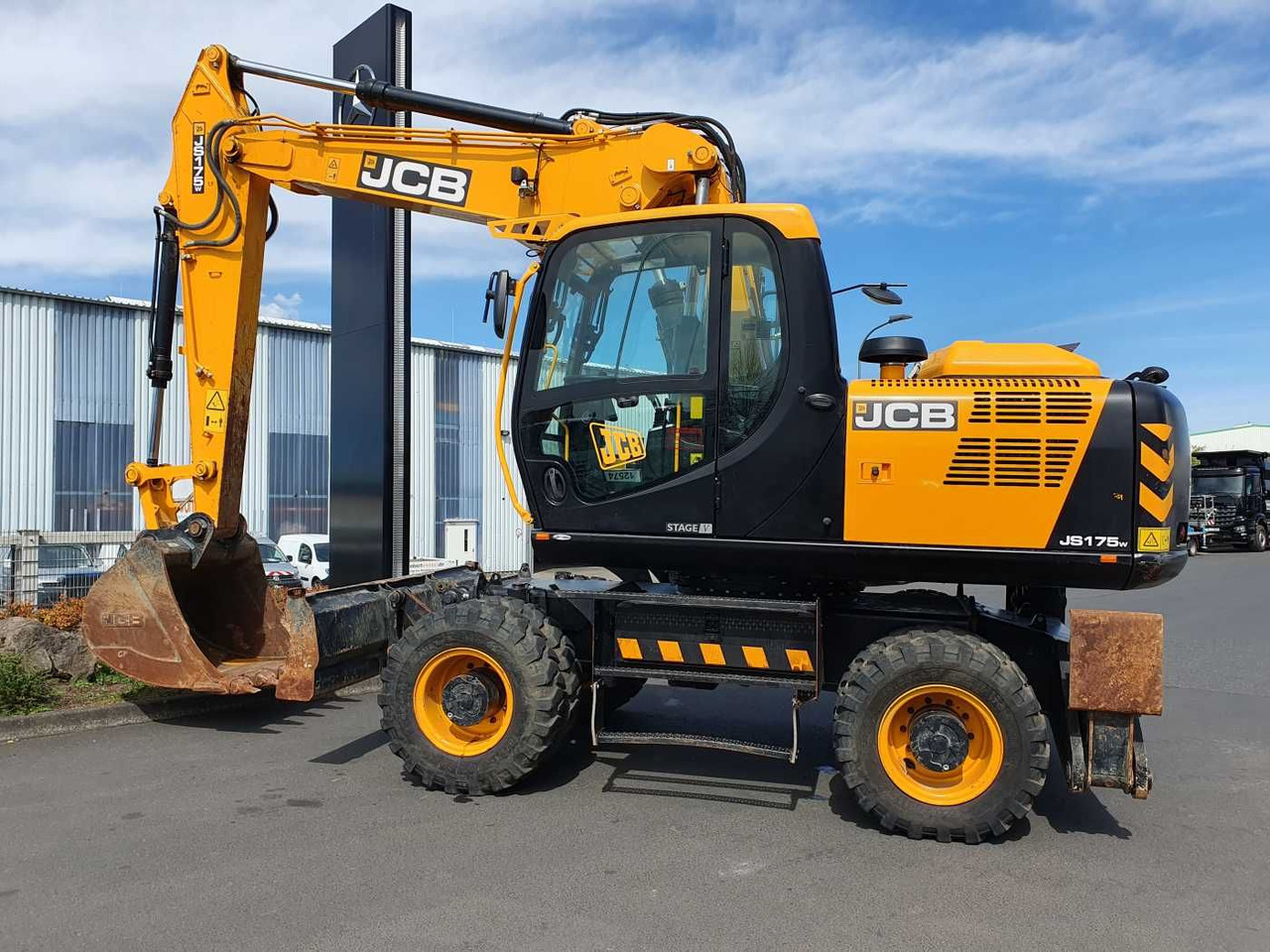 JCB JS 175 W / 2024 / nur 622h! / 1x Tieflöffel - Escavadeira de rodas: foto 2 JCB JS 175 W / 2024 / nur 622h! / 1x Tieflöffel - Escavadeira de rodas: foto 2