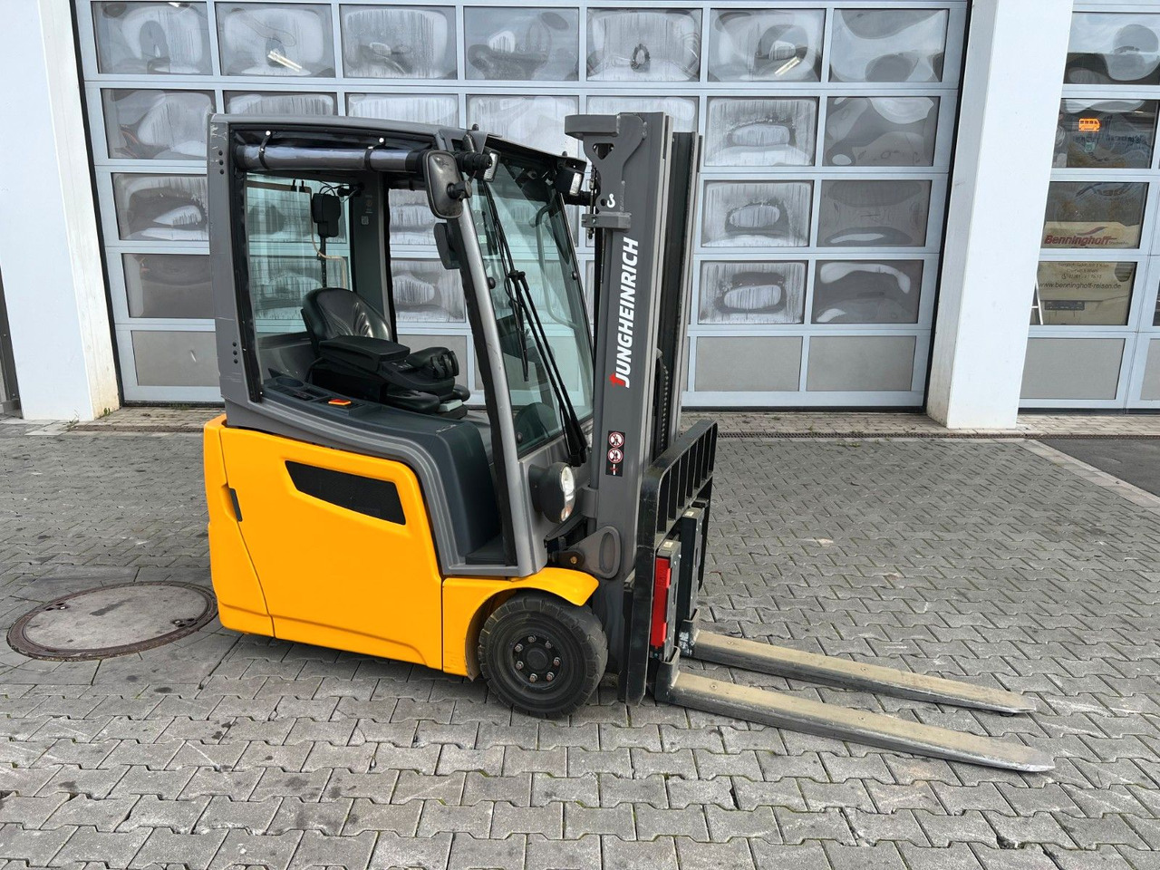 Jungheinrich EFG 215 / Triplex: 4.25m! / SS / 1.573h / 2024 - Empilhador elétrico: foto 2 Jungheinrich EFG 215 / Triplex: 4.25m! / SS / 1.573h / 2024 - Empilhador elétrico: foto 2