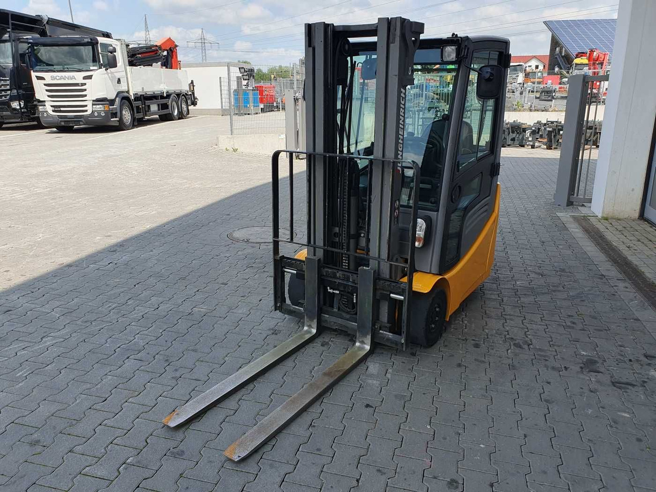 Empilhador elétrico Jungheinrich EFG 215 / Triplex: 4.25m! / SS / 4.166h / 2024: foto 8