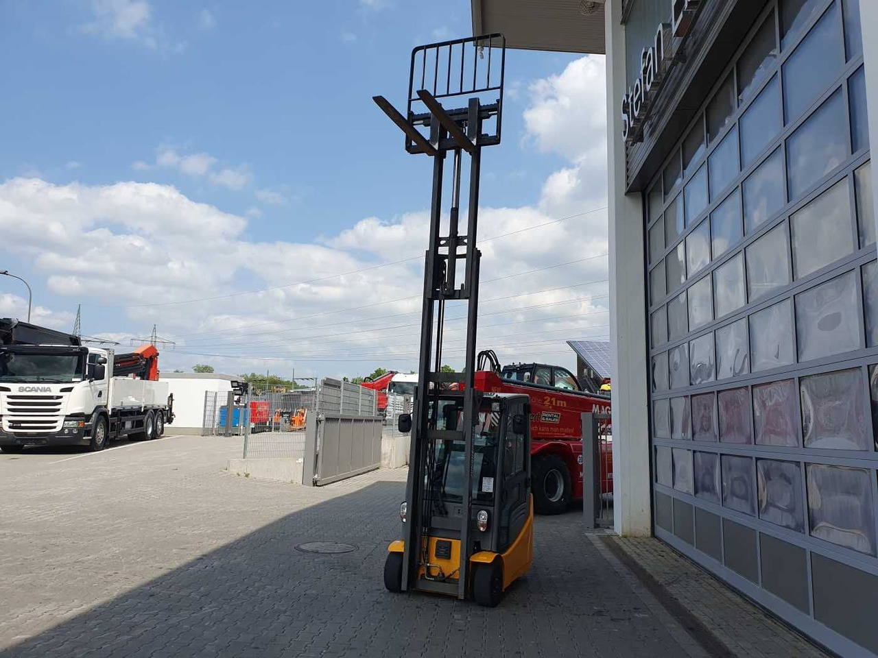 Empilhador elétrico Jungheinrich EFG 215 / Triplex: 4.25m! / SS / 4.166h / 2024: foto 10