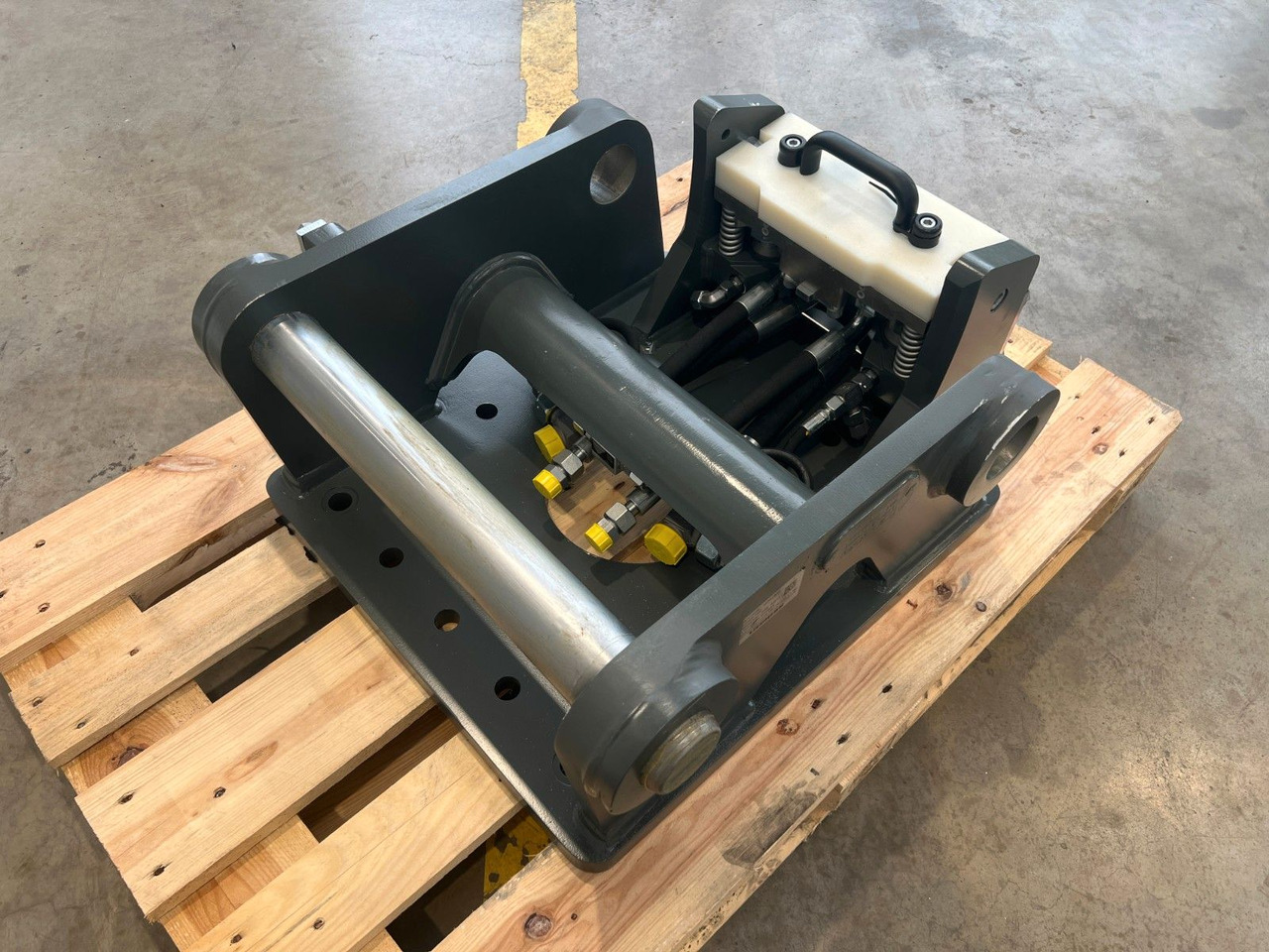 Liebherr Likufix SW48 Adapterplatte NEU lagernd - Acoplamento rápido: foto 5 Liebherr Likufix SW48 Adapterplatte NEU lagernd - Acoplamento rápido: foto 5