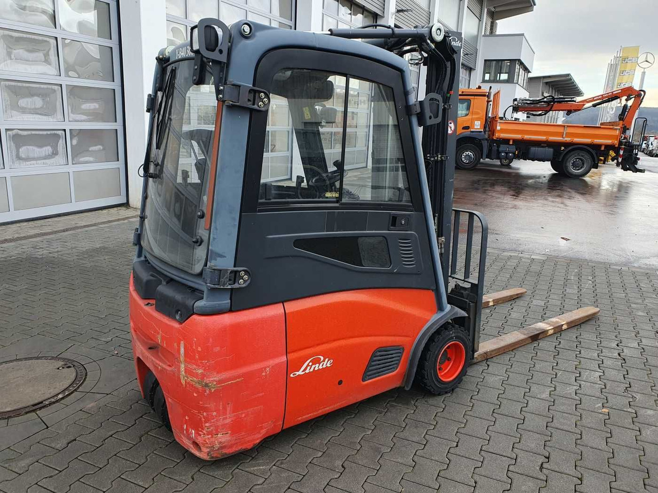Linde E18 - 01 / Triplex: 4.50m! / SS / nur 5.672h! - Empilhador elétrico: foto 4 Linde E18 - 01 / Triplex: 4.50m! / SS / nur 5.672h! - Empilhador elétrico: foto 4