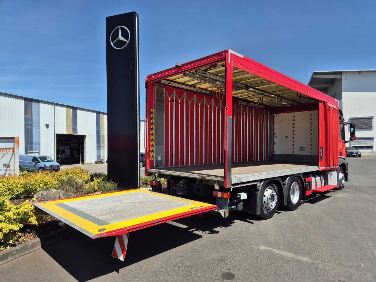 Locação financeira de  Mercedes-Benz Antos 2540 LnR 6x2 LBW Schiebeplanen AHK Mercedes-Benz Antos 2540 LnR 6x2 LBW Schiebeplanen AHK: foto 9