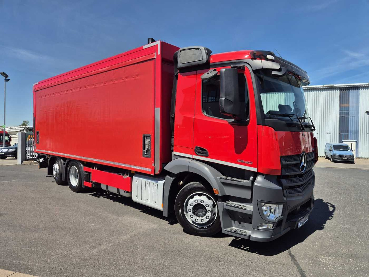 Mercedes-Benz Antos 2540 LnR 6x2 LBW Schiebeplanen AHK - Camião transporte de bebidas: foto 3 Mercedes-Benz Antos 2540 LnR 6x2 LBW Schiebeplanen AHK - Camião transporte de bebidas: foto 3