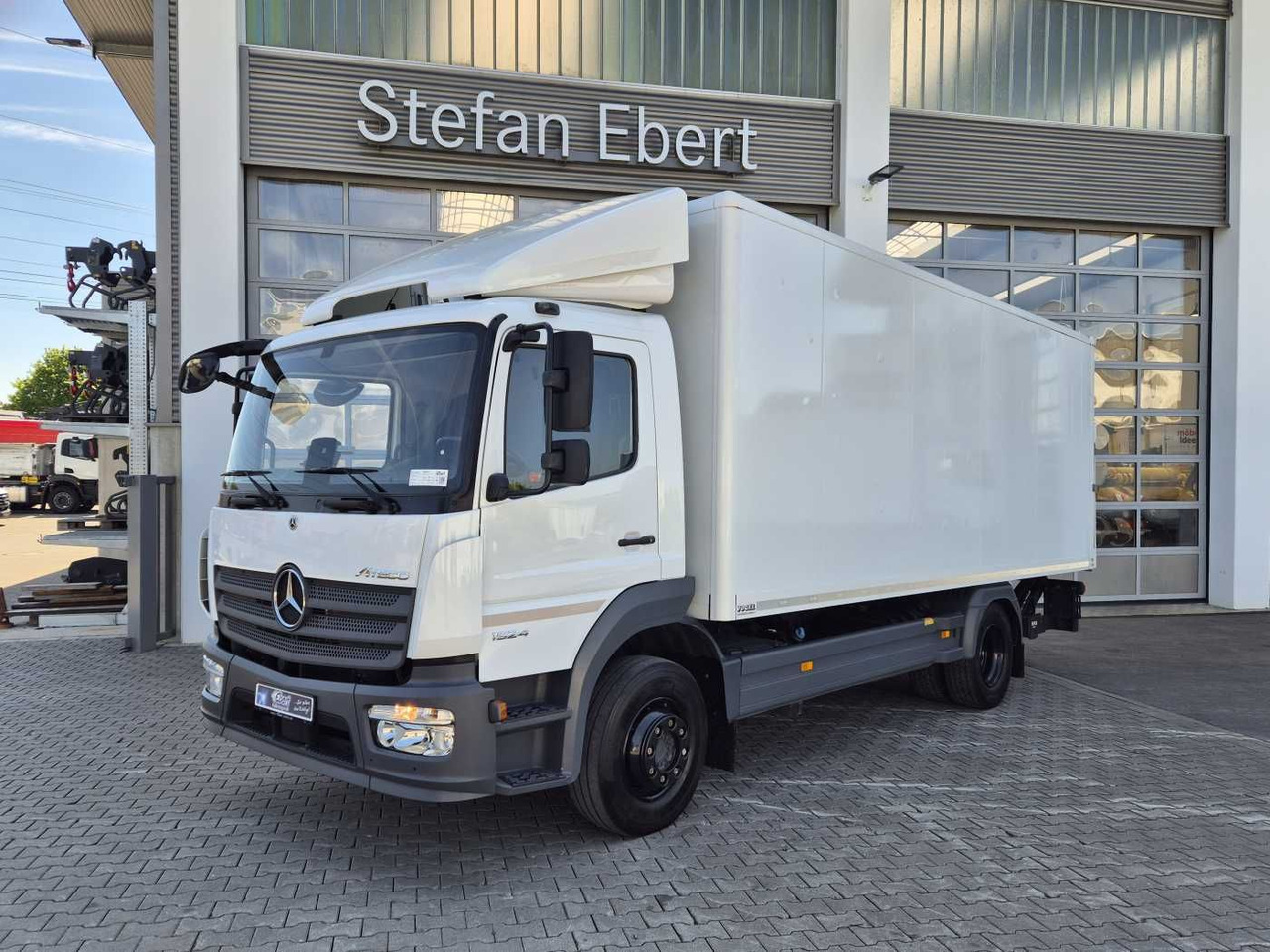 Mercedes-Benz Atego 1524 L Klima Standheizung LBW 1.500kg - Camião furgão: foto 1 Mercedes-Benz Atego 1524 L Klima Standheizung LBW 1.500kg - Camião furgão: foto 1