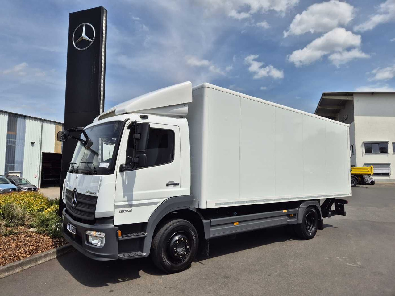 Mercedes-Benz Atego 1524 L LBW 1.500kg Standheizung Klima - Camião furgão: foto 4 Mercedes-Benz Atego 1524 L LBW 1.500kg Standheizung Klima - Camião furgão: foto 4