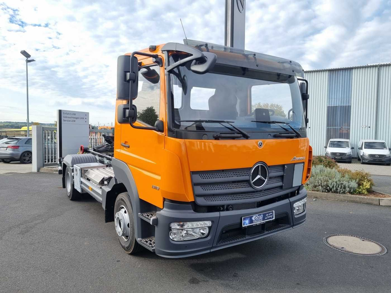 Mercedes-Benz Atego 818 K 4x2 HIAB XR5S3650 AHK Klima - Camião polibenne: foto 3 Mercedes-Benz Atego 818 K 4x2 HIAB XR5S3650 AHK Klima - Camião polibenne: foto 3