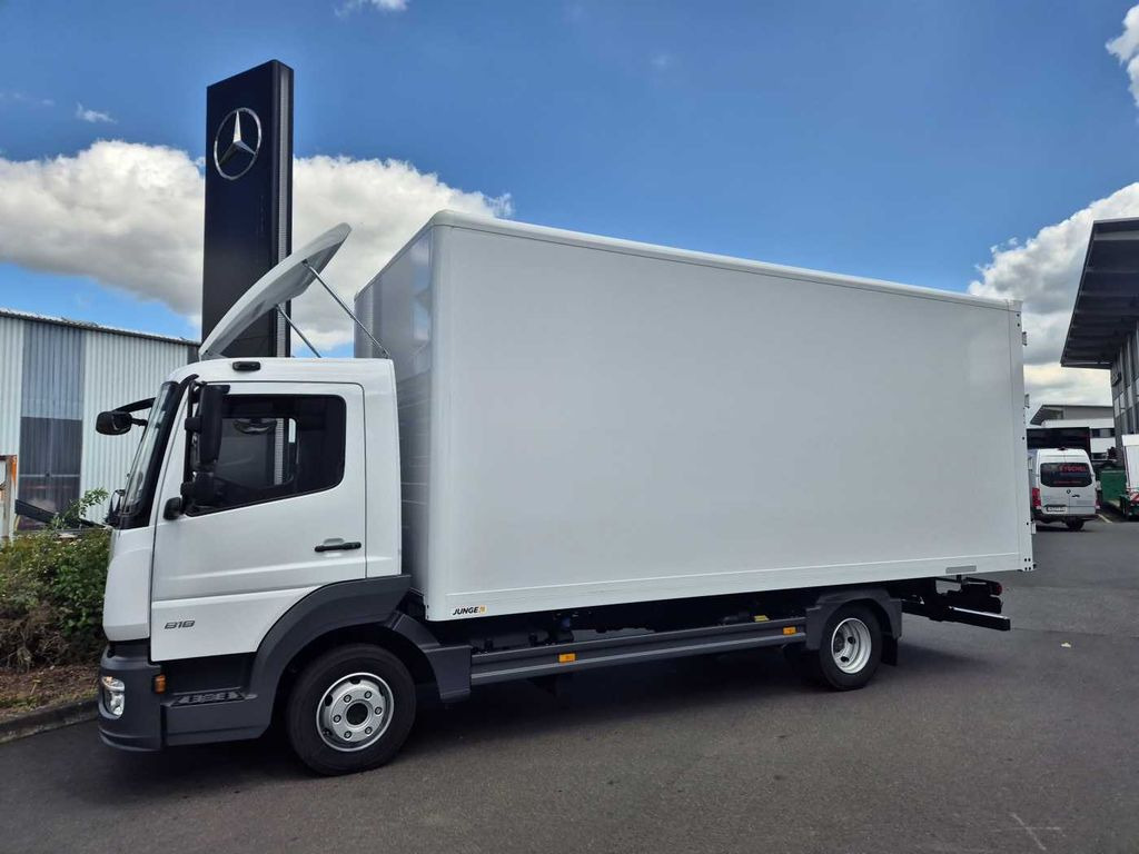 Mercedes-Benz Atego 818 L Koffer, 3 Stück vorhanden Mercedes-Benz Atego 818 L Koffer, 4 Stück vorhanden - Camião furgão: foto 4 Mercedes-Benz Atego 818 L Koffer, 3 Stück vorhanden Mercedes-Benz Atego 818 L Koffer, 4 Stück vorhanden - Camião furgão: foto 4